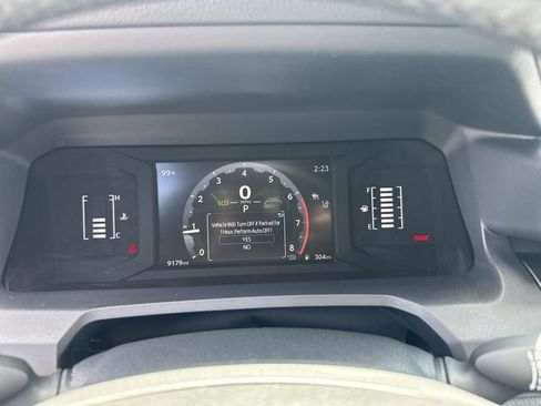 Certified 2025 Toyota 4Runner SR5 AWD/4WD image 11