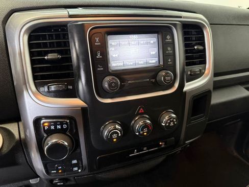 Used 2024 RAM 1500 Warlock AWD/4WD image 15