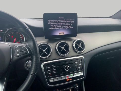 Used 2019 Mercedes-Benz GLA 250 4MATIC image 7