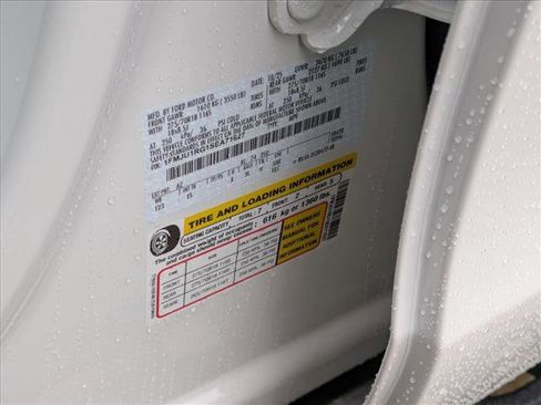 New 2025 Ford Expedition Tremor image 18