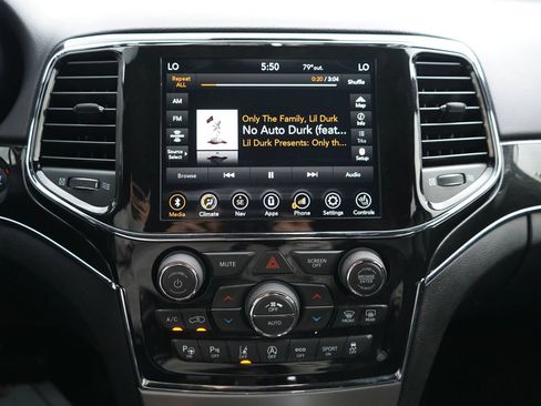 Used 2021 Jeep Grand Cherokee Trailhawk AWD/4WD image 13