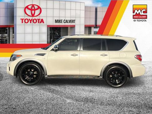 Used 2018 Nissan Armada SL w/ Premium Package RWD image 2