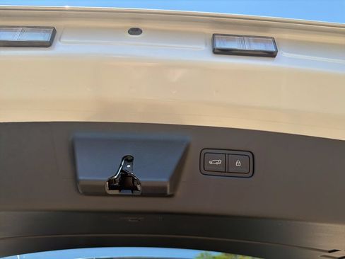 New 2026 Hyundai Santa Fe SEL AWD/4WD image 16