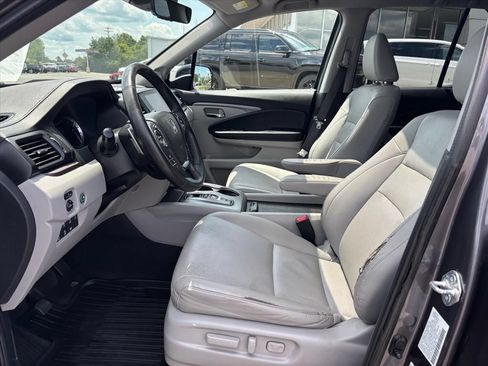 Used 2023 Honda Ridgeline RTL-E image 12