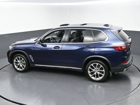 Used 2022 BMW X5 xDrive40i AWD/4WD image 42