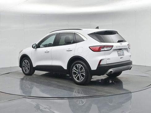 Used 2020 Ford Escape SEL image 6