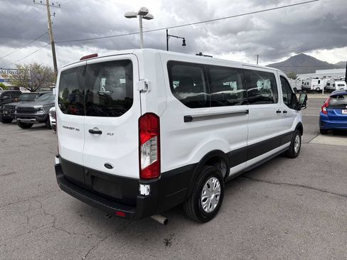 Used 2023 Ford Transit 350 XLT image 5