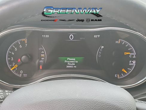 Used 2021 Jeep Grand Cherokee Laredo X image 29