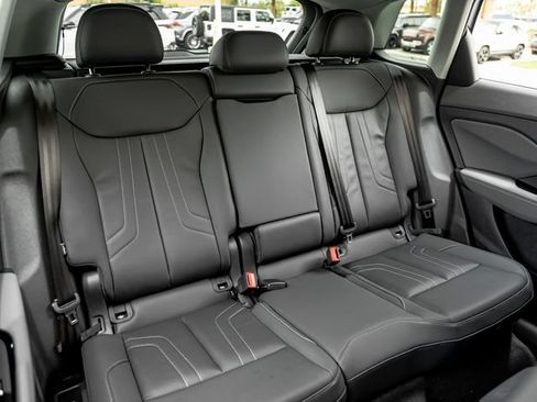 New 2026 Audi Q3 quattro 2.0T AWD/4WD image 32