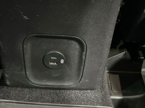 Used 2021 Ford Escape SE FWD image 76