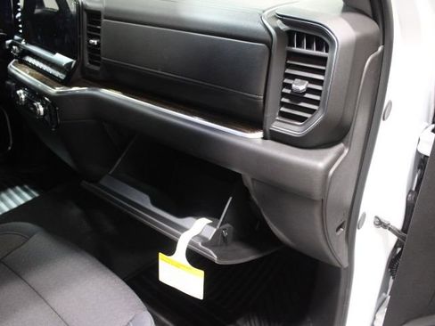 New 2026 GMC Sierra 1500 SLE w/ X31 Off-Road Package image 26