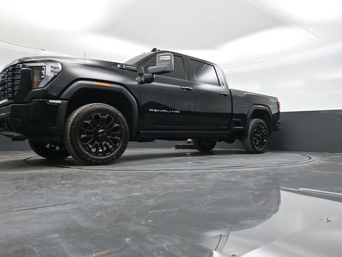 Used 2025 GMC Sierra 2500 Denali Ultimate AWD/4WD image 51