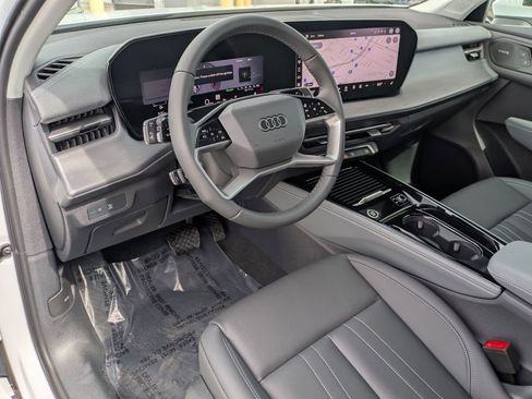 New 2026 Audi Q3 quattro 2.0T AWD/4WD image 8