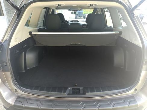 Used 2024 Subaru Forester Premium AWD/4WD image 27