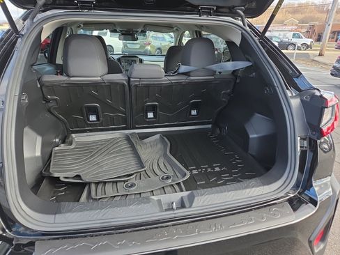 Certified 2025 Subaru Crosstrek 2.0i image 18
