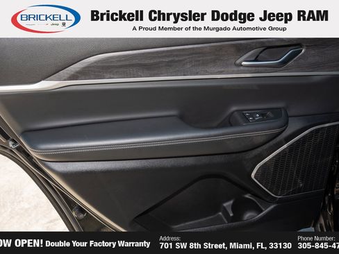Used 2021 Jeep Grand Cherokee L Limited image 11