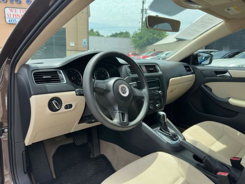 Used 2012 Volkswagen Jetta SE image 26