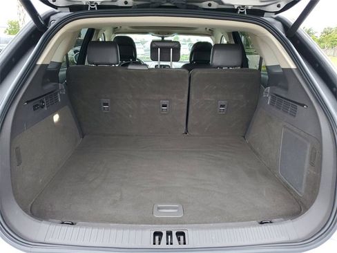 Used 2019 Lincoln Nautilus Reserve image 12