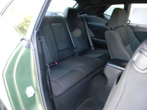 Used 2022 Dodge Challenger SXT image 13