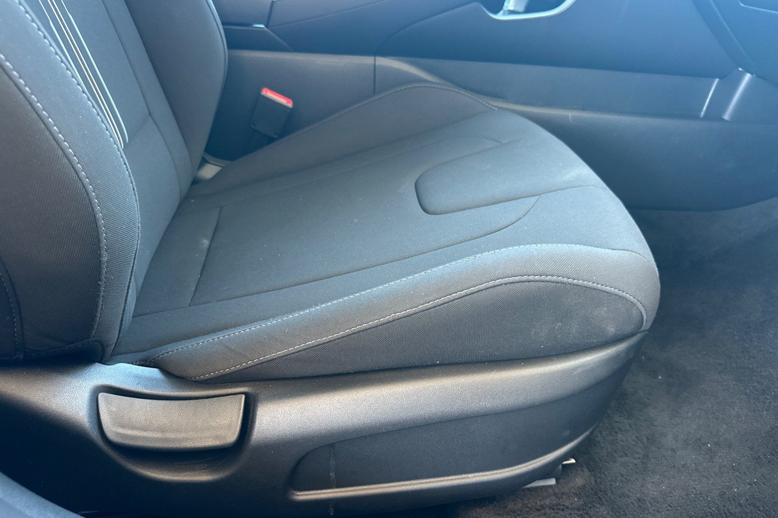 Used 2026 Hyundai Elantra Sport FWD image 22