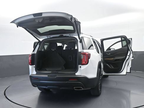 Used 2023 GMC Acadia SLE w/ Driver Convenience Package FWD image 78