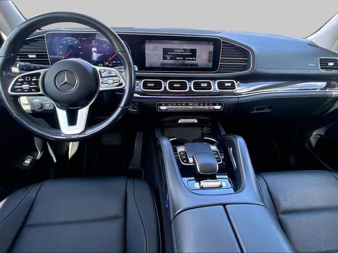 Used 2020 Mercedes-Benz GLS 450 4MATIC image 15