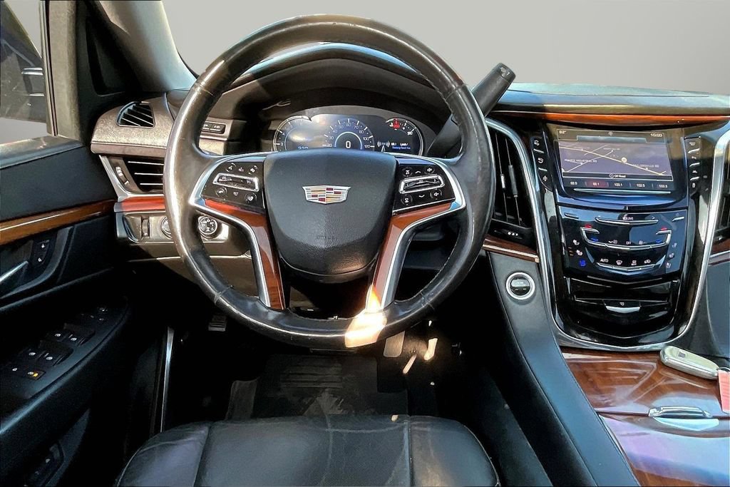 Used 2016 Cadillac Escalade ESV Luxury AWD/4WD image 8