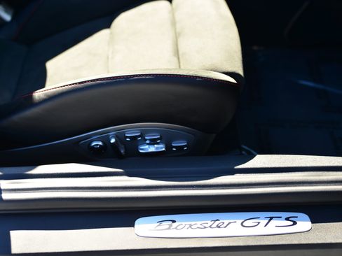 Certified 2025 Porsche 718 Boxster GTS image 21