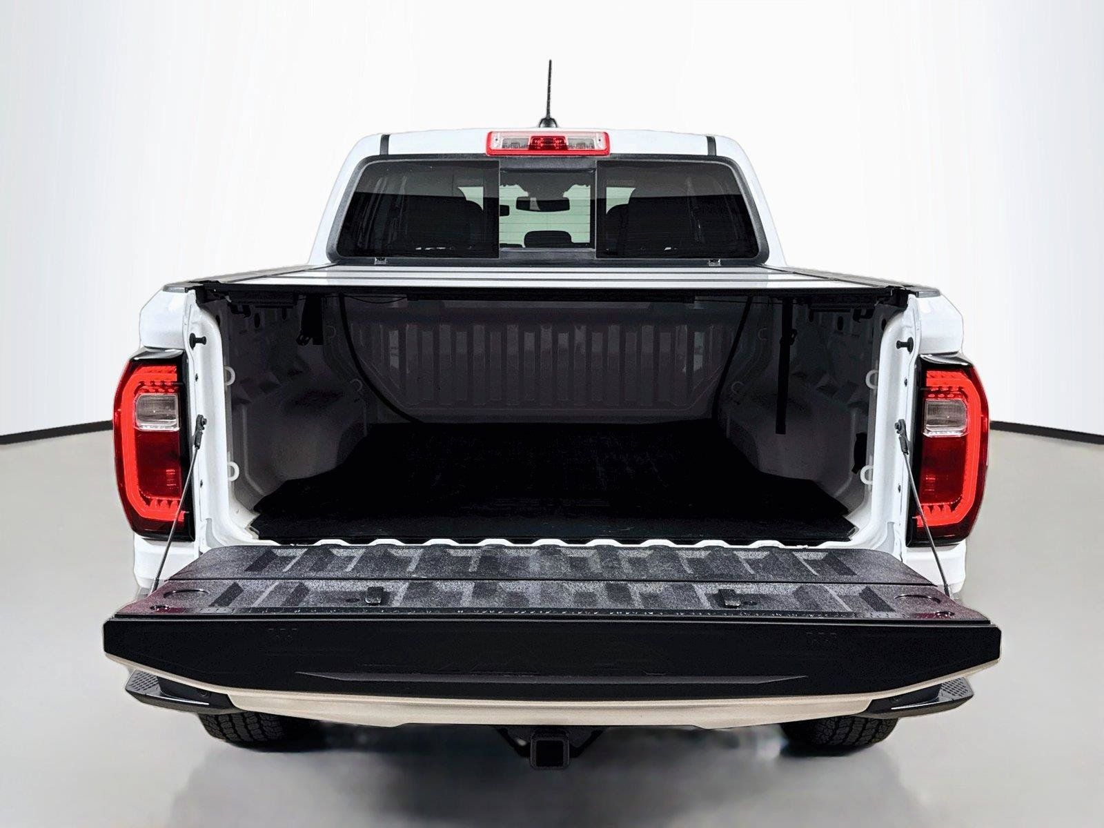 Certified 2026 GMC Canyon Elevation w/ Convenience Package AWD/4WD image 23