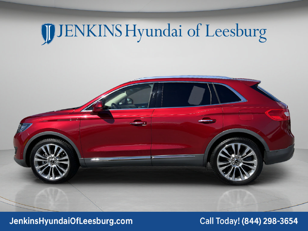 Used 2018 Lincoln MKX Reserve w/ Driver Assistance Package FWD image 9
