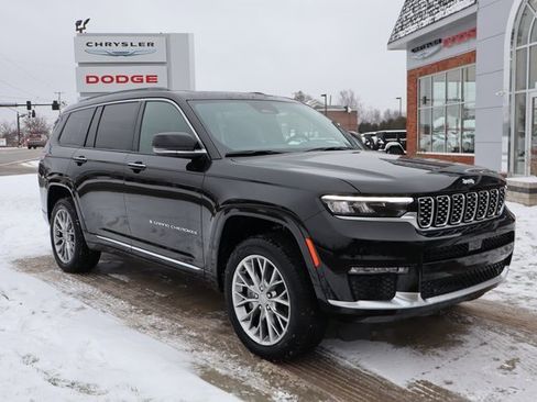 New 2025 Jeep Grand Cherokee L Summit image 3