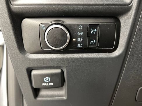 Used 2024 Ford Expedition XLT RWD image 59