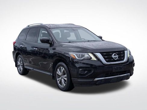 Used 2019 Nissan Pathfinder S FWD image 1