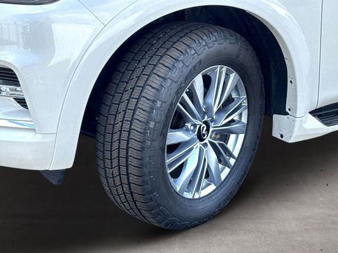 Used 2024 INFINITI QX80 Luxe image 20