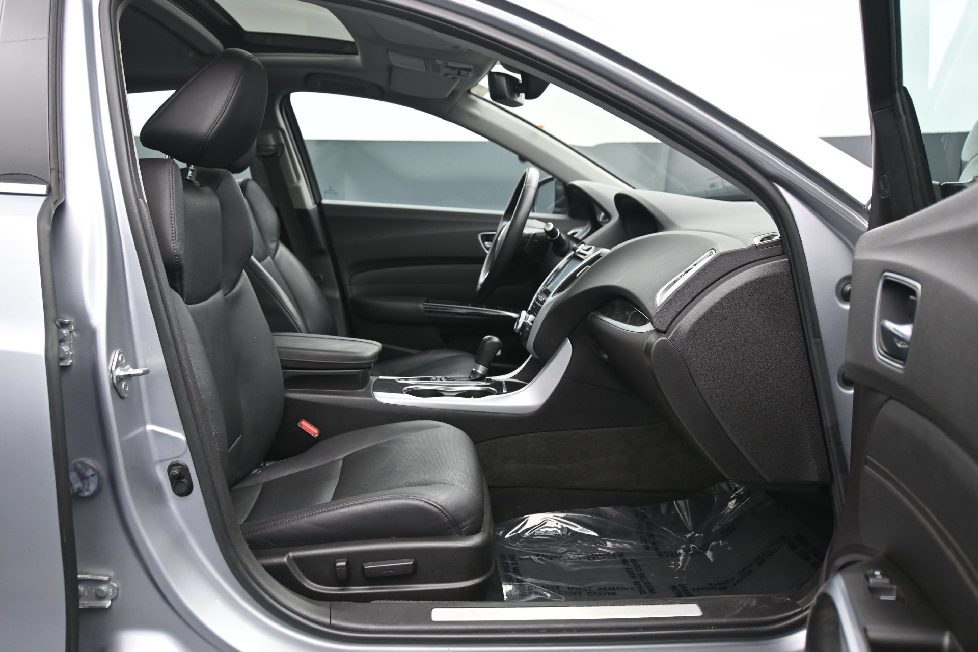 Used 2019 Acura TLX w/ Technology Package FWD image 13