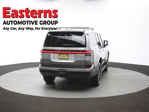 Used 2024 Lexus GX 550 w/ Cold Area Package AWD/4WD image 44