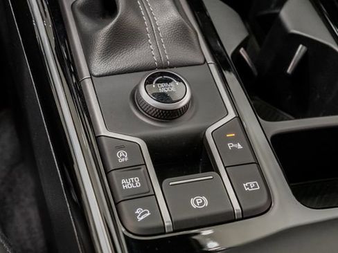 Used 2025 Kia Sorento SX FWD image 22