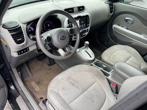 Used 2017 Kia Soul EV FWD image 15