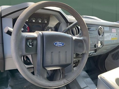 Used 2015 Ford F550 4x4 SuperCab Super Duty image 20