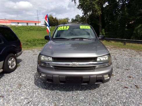 Used 2005 Chevrolet TrailBlazer EXT LS image 2