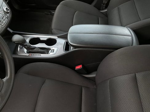 Used 2024 Chevrolet Malibu LT image 33