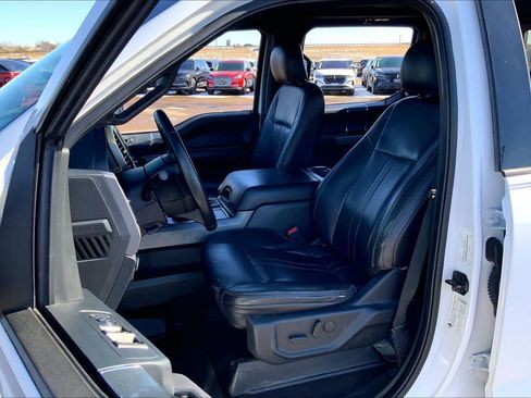 Used 2019 Ford F150 XLT w/ Equipment Group 302A Luxury image 8