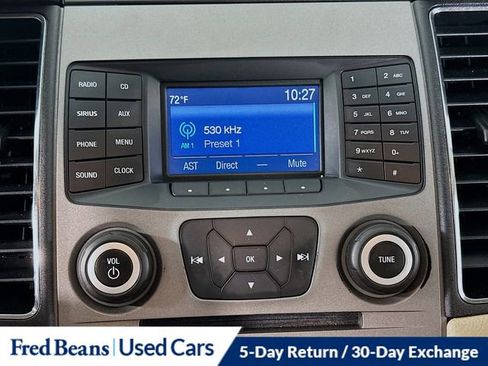 Used 2018 Ford Taurus SE FWD image 22