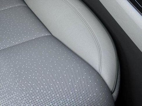 New 2026 Lincoln Aviator Black Label w/ Dynamic Handling Package image 16