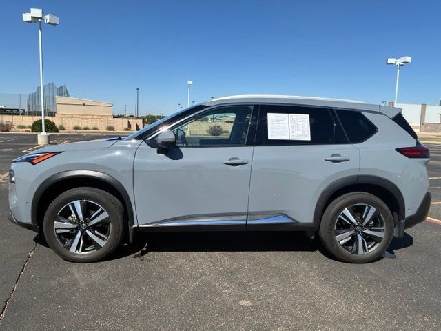 Certified 2021 Nissan Rogue Platinum FWD image 3