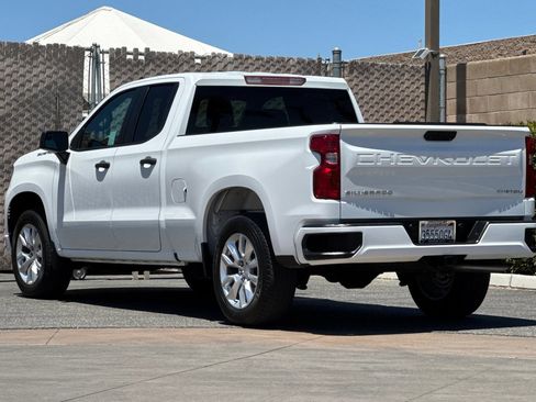 Certified 2025 Chevrolet Silverado 1500 Custom RWD image 6