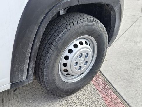 New 2025 RAM ProMaster 3500 w/ Roll-Up Rear Door Package image 6