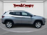 Certified 2022 Jeep Compass Latitude image 4