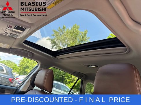 Used 2019 Subaru Outback 2.5i Touring AWD/4WD image 27