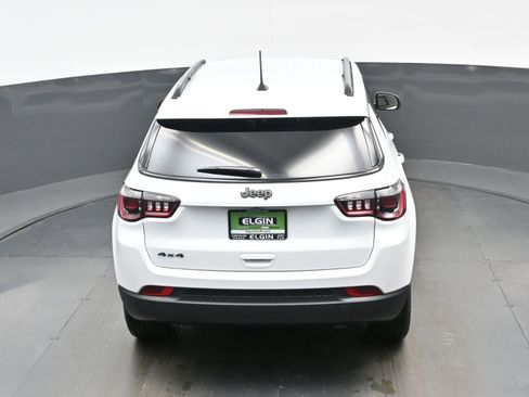 New 2026 Jeep Compass Latitude image 21